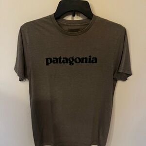 Patagonia Men's Slim Olive Green T-Shirt